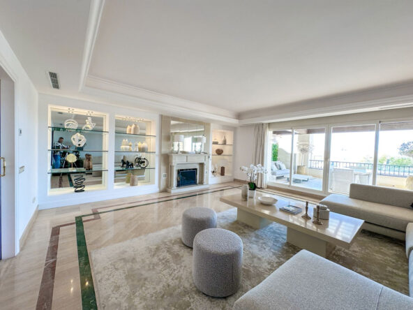 Las Lomas De SB Penthouse 01